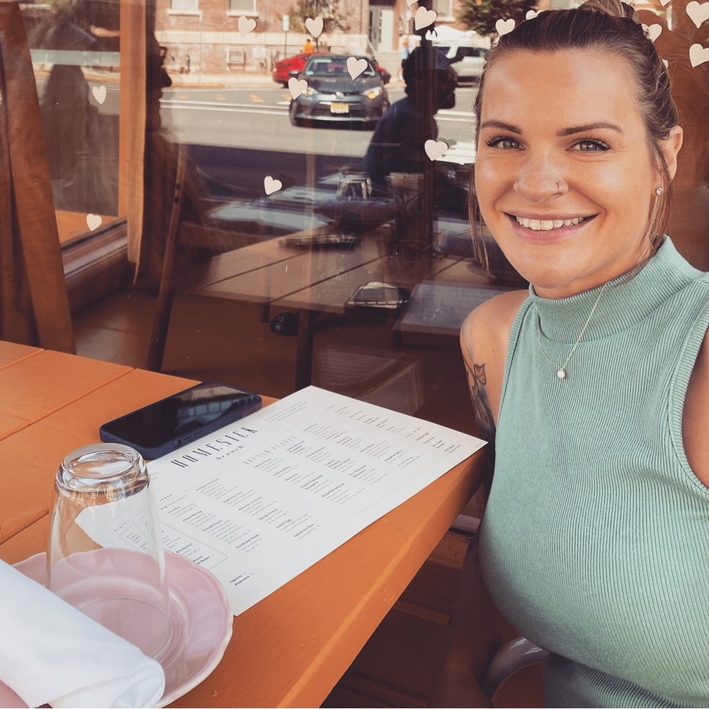 Meet your Posher, Lauren